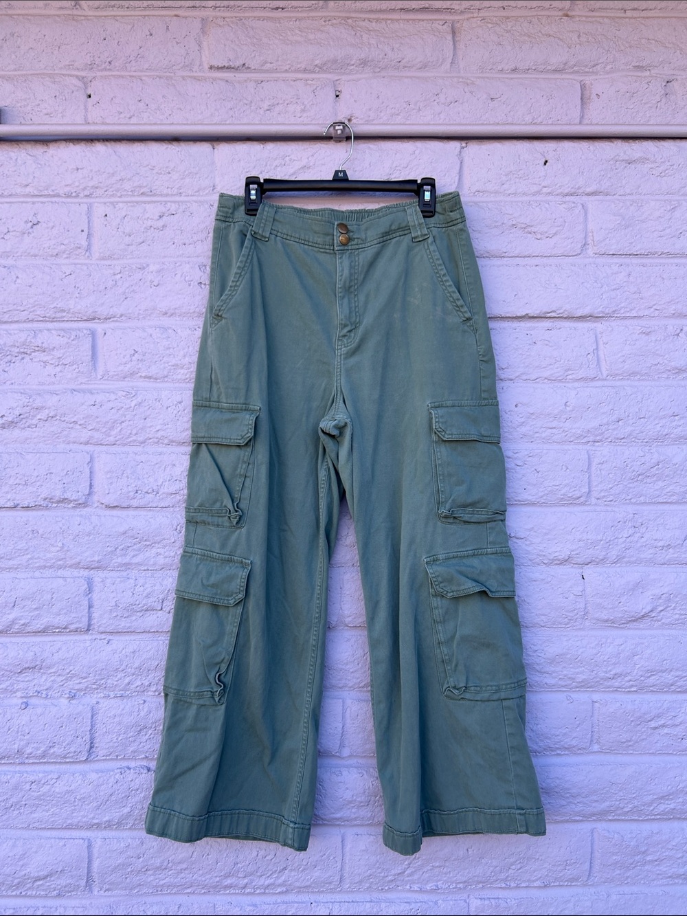 Arizona Jean Company Khaki Green Wide-Leg Cargo Pants